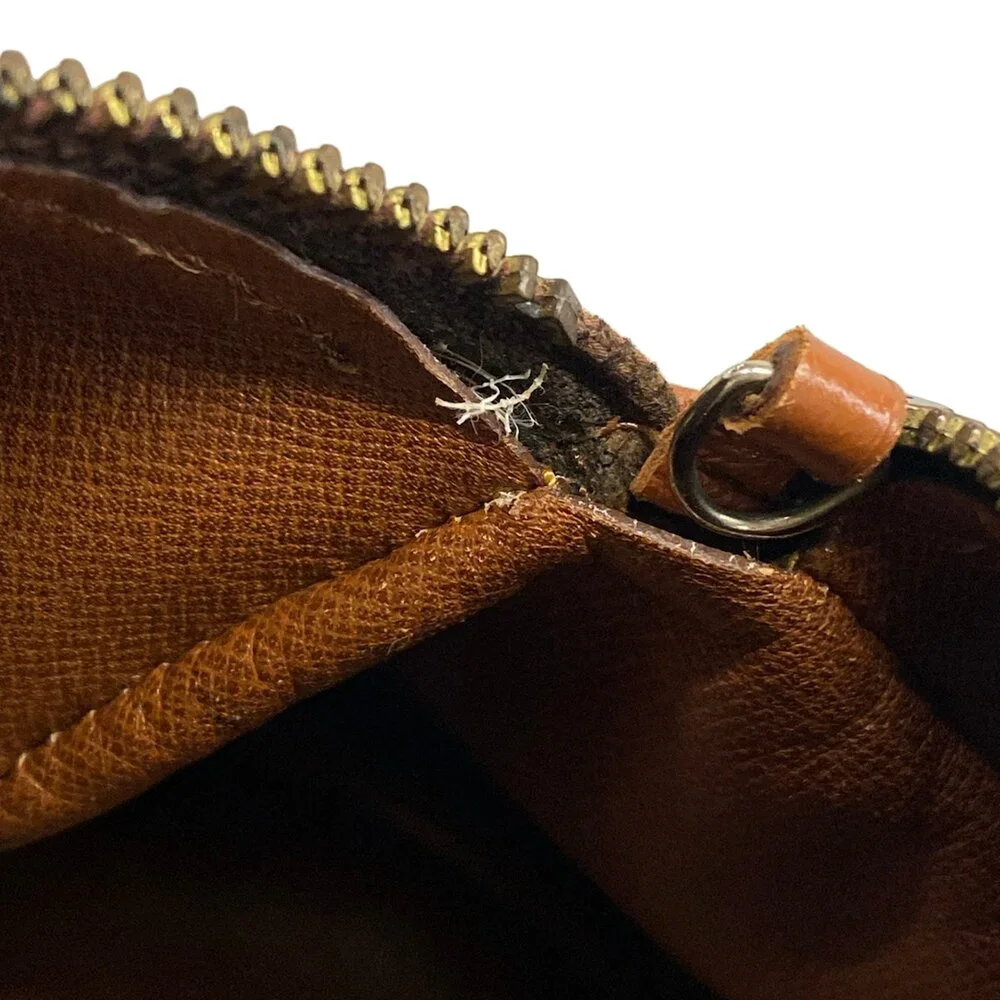 Louis Vuitton Papillon 30 Monogram Handbag M51365